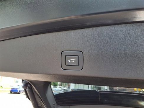 Used 2022 Buick Encore GX Essence w/ Advanced Technology Package image 20