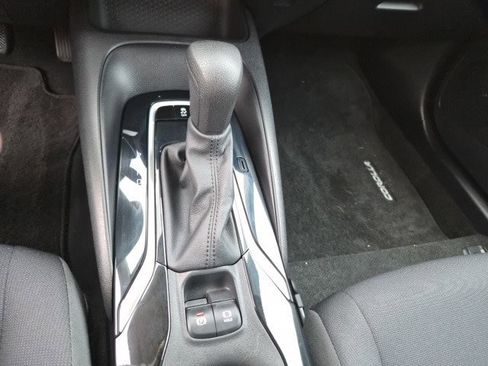 Used 2022 Toyota Corolla LE image 22