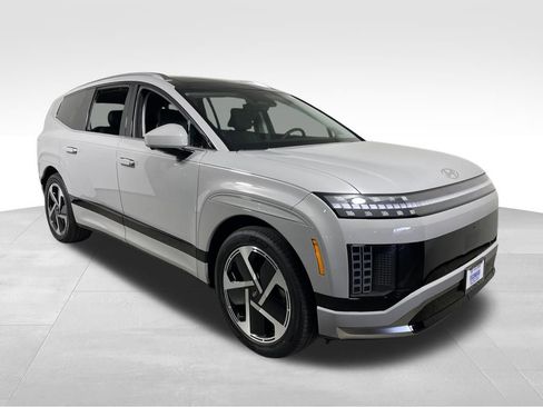 New 2026 Hyundai Ioniq 9 Calligraphy image 7