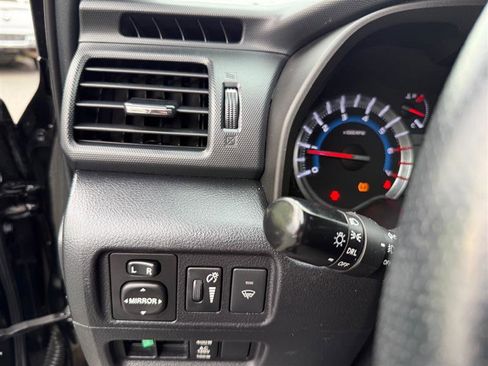 Used 2018 Toyota 4Runner TRD Off-Road image 33