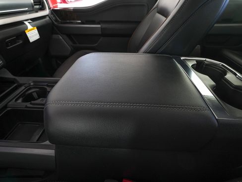 Used 2026 Ford F450 Lariat w/ FX4 Off-Road Package image 27