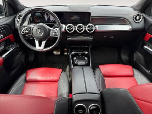 Used 2021 Mercedes-Benz GLB 250 image 10