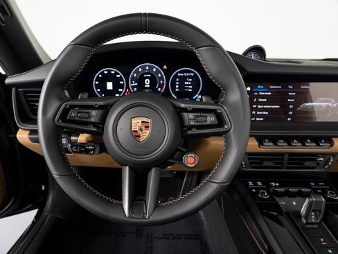 Certified 2026 Porsche 911 Targa 4 GTS AWD/4WD image 18