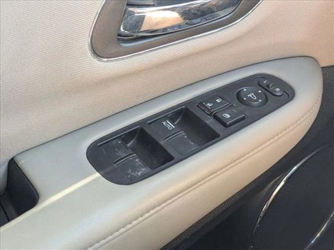 Used 2017 Honda HR-V EX image 12