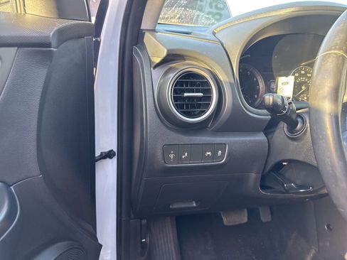 Used 2020 Hyundai Kona Limited image 7