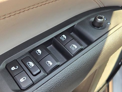 New 2026 Jeep Compass Limited AWD/4WD image 25
