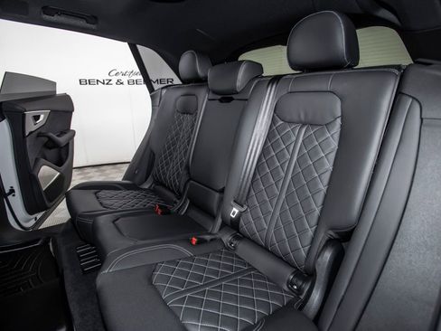 Used 2023 Audi SQ8 Prestige AWD/4WD image 42