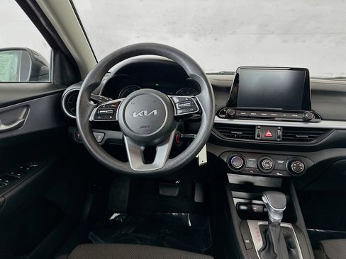 Used 2023 Kia Forte LXS w/ LXS Technology Package image 27