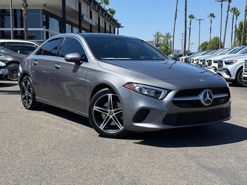 Certified 2022 Mercedes-Benz A 220 image 1