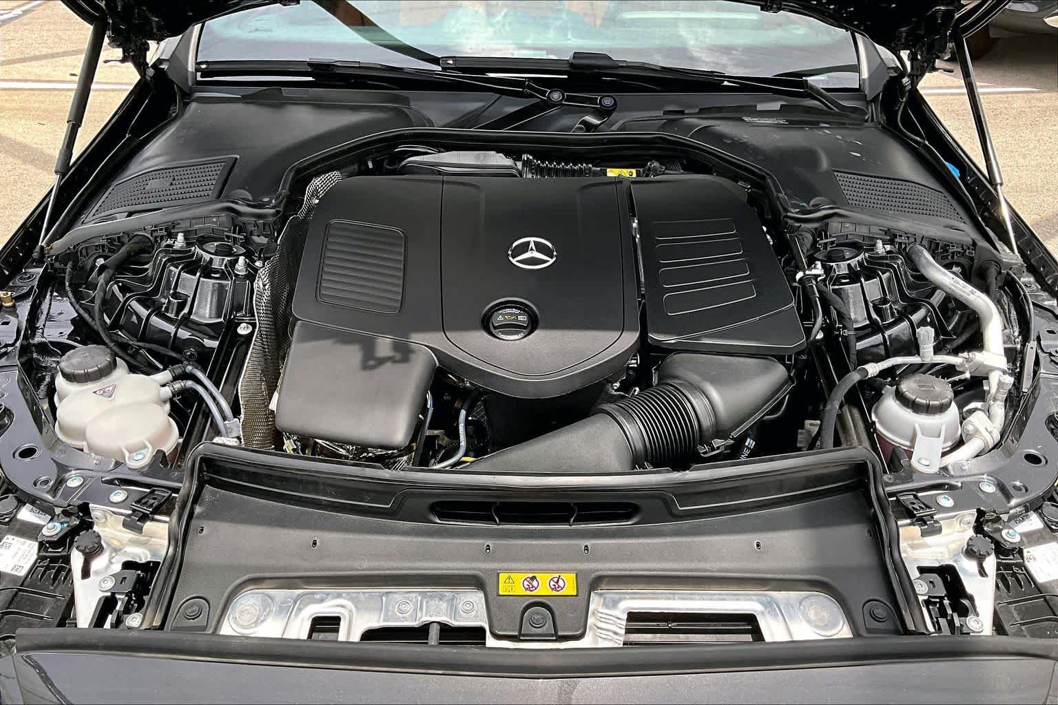 Used 2026 Mercedes-Benz C 300 4MATIC Sedan image 32