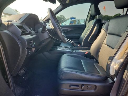 Used 2023 Honda Passport EX-L image 7