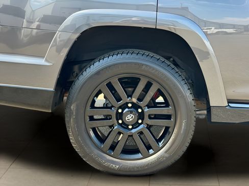 Used 2019 Toyota 4Runner Limited AWD/4WD image 44