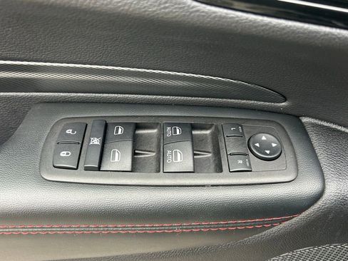 Used 2025 Dodge Durango GT AWD/4WD image 30