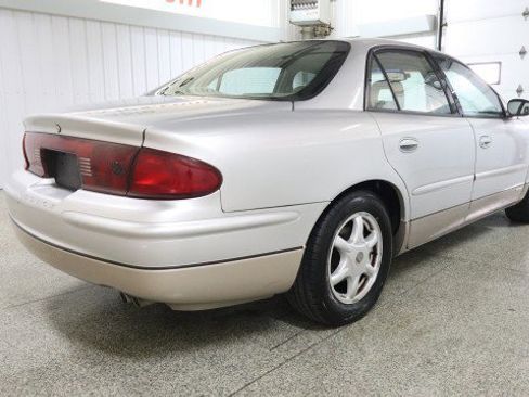 Used 2001 Buick Regal GS w/ Abboud Pkg image 6