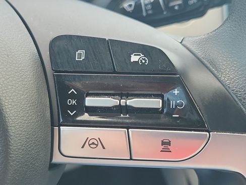 Used 2023 Hyundai Tucson SEL FWD image 17