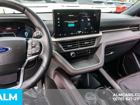 Used 2026 Ford Explorer Platinum w/ LUX Leather Package AWD/4WD image 33