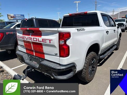 Used 2021 Chevrolet Silverado 1500 LT Trail Boss w/ Convenience Package II AWD/4WD image 6