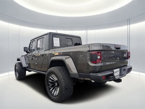 Used 2024 Jeep Gladiator Sport image 5