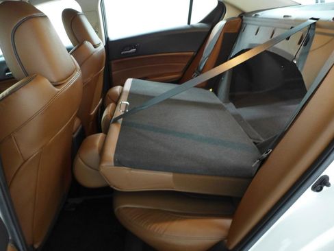 Used 2019 Acura ILX FWD image 56