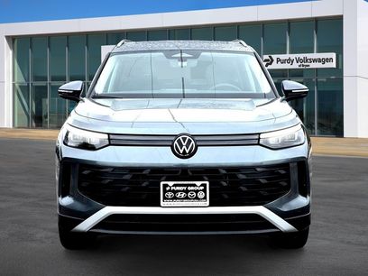 New 2026 Volkswagen Tiguan SE