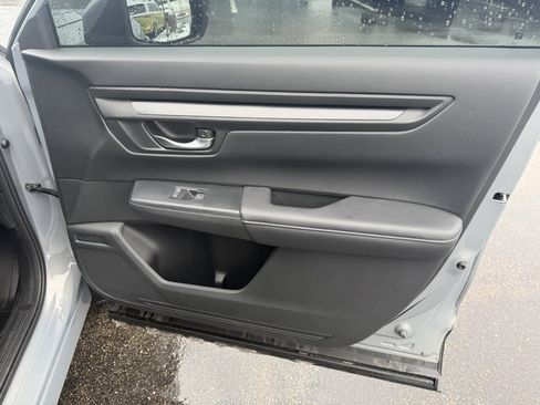 Used 2024 Honda CR-V EX image 13
