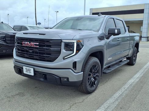 New 2026 GMC Sierra 1500 Elevation image 3