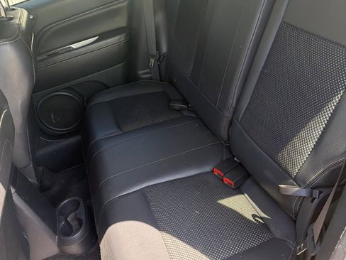 Used 2015 Jeep Compass Latitude AWD/4WD image 15