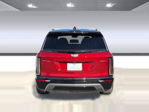 New 2026 Cadillac Vistiq Luxury AWD/4WD image 10