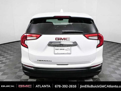 Used 2024 GMC Terrain SLE FWD image 27