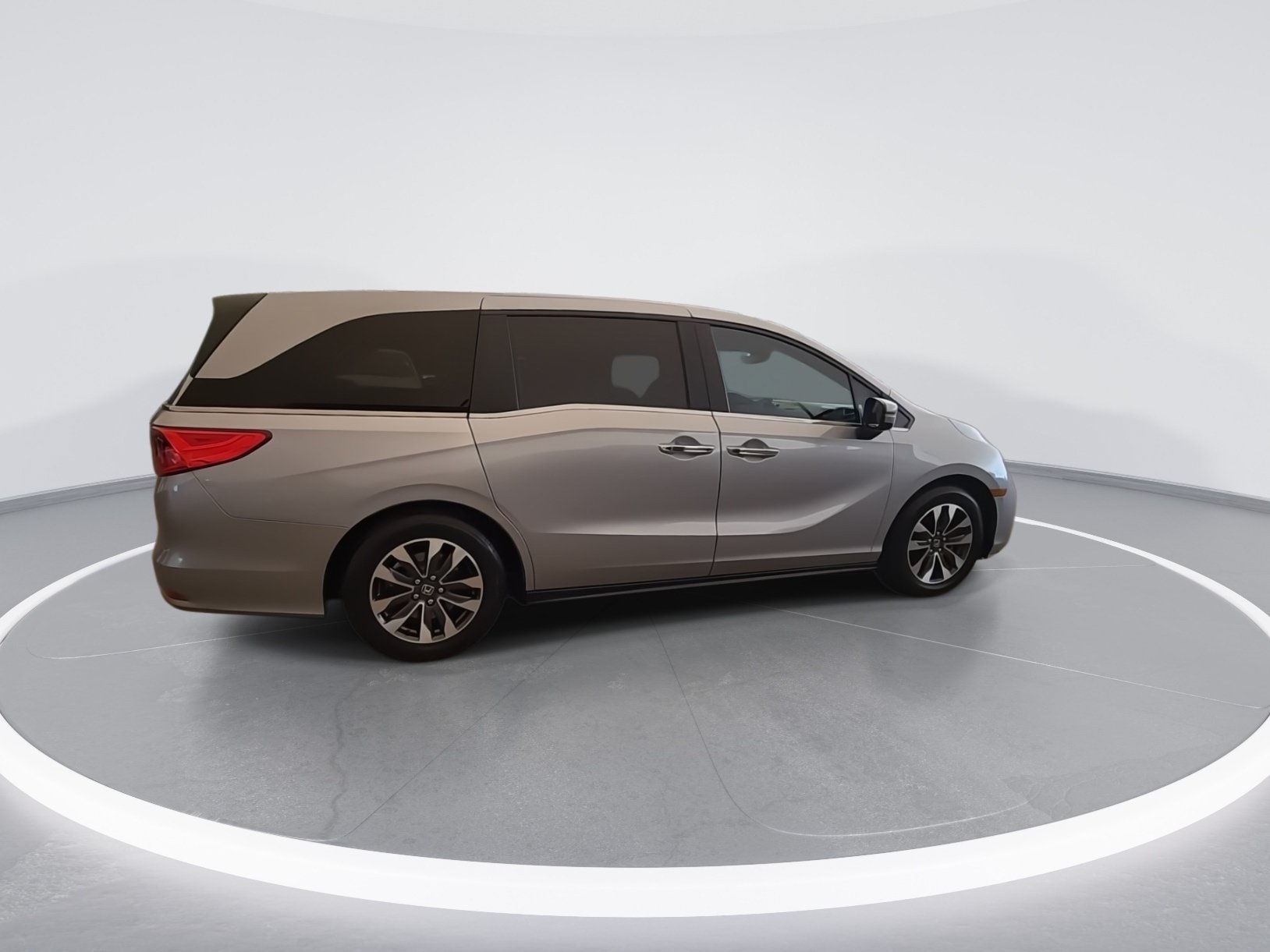Used 2024 Honda Odyssey EX-L image 8