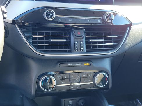 Used 2022 Ford Escape SE w/ Convenience Package image 27