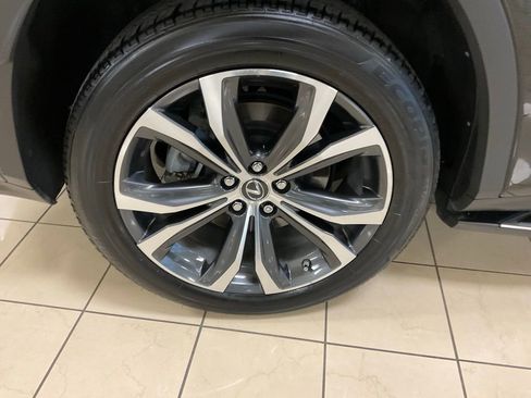 Used 2019 Lexus RX 350L Premium w/ Premium Package image 8