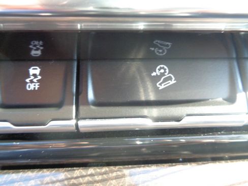 Used 2024 Chevrolet Silverado 2500 LT w/ Texas Edition image 20