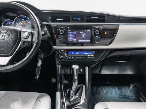 Used 2015 Toyota Corolla LE FWD image 13