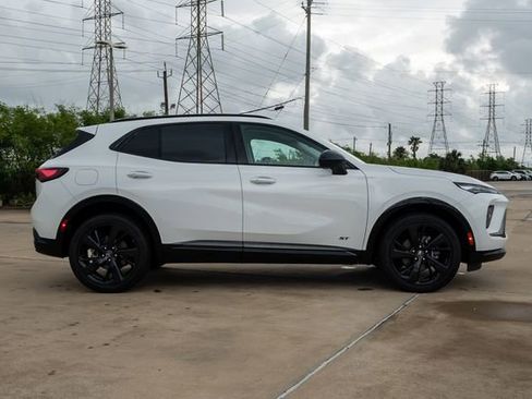 Used 2026 Buick Envision Sport Touring AWD/4WD image 8