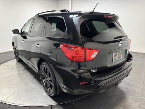 Used 2018 Nissan Pathfinder SL w/ Midnight Edition Package image 9