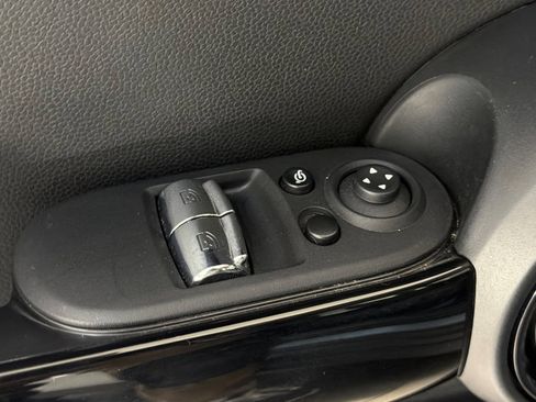 Used 2024 MINI Cooper 2-Door Hardtop FWD image 14