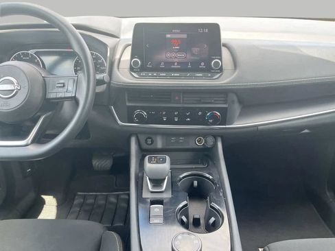 Used 2024 Nissan Rogue S AWD/4WD image 12