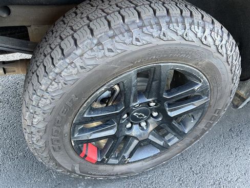 Used 2024 Chevrolet Silverado 1500 RST w/ Redline Edition image 12