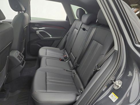 New 2025 Audi Q5 Premium Plus image 10
