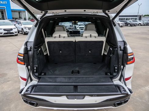 Used 2023 BMW X7 M60i w/ Executive Package AWD/4WD image 18