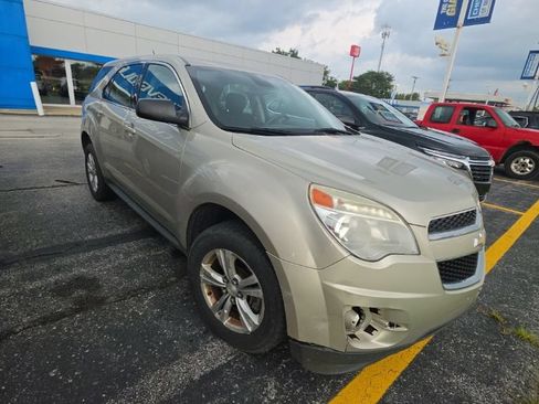 Used 2014 Chevrolet Equinox LS AWD/4WD image 2