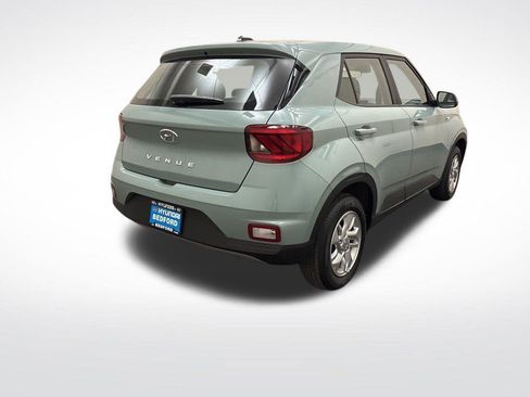 New 2026 Hyundai Venue SE FWD image 5