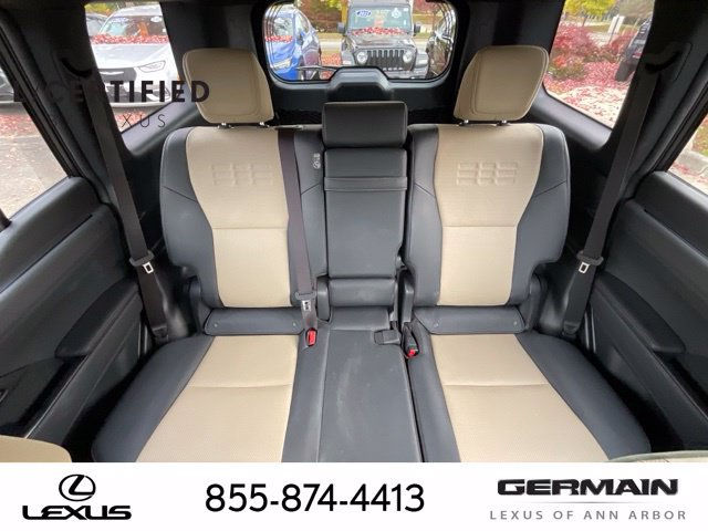 Used 2025 Lexus GX 550 AWD/4WD image 16