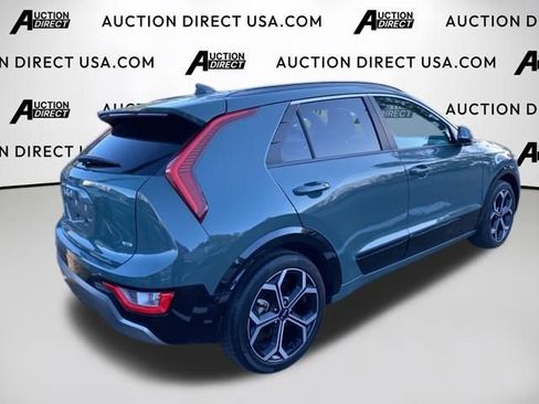 Used 2023 Kia Niro EX Touring image 38