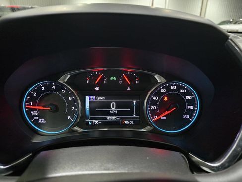 Used 2018 Chevrolet Equinox LT w/ Sun & Infotainment Package image 35