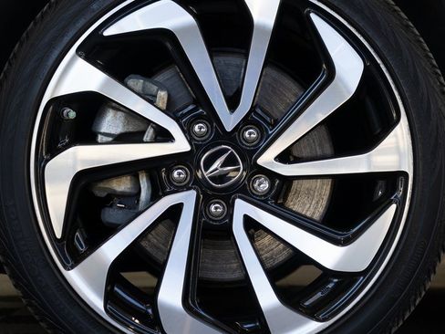 Used 2018 Acura ILX w/ Special Edition Package image 10