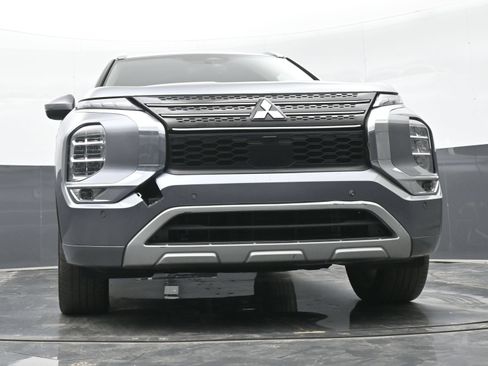 Used 2022 Mitsubishi Outlander SEL FWD image 41