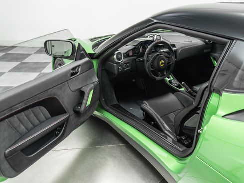 Used 2021 Lotus Evora RWD image 23
