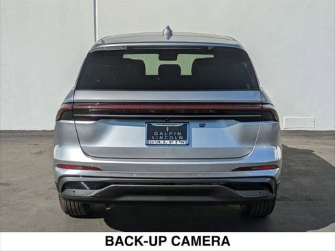 New 2024 Lincoln Nautilus Premier w/ Equipment Group 102A image 5